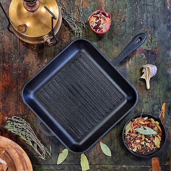 280-280-40MRgrill Сковорода чавунна лита 28*28*4см квадратна (гриль) з металевою ручкою 280-280-40MR (шт.)