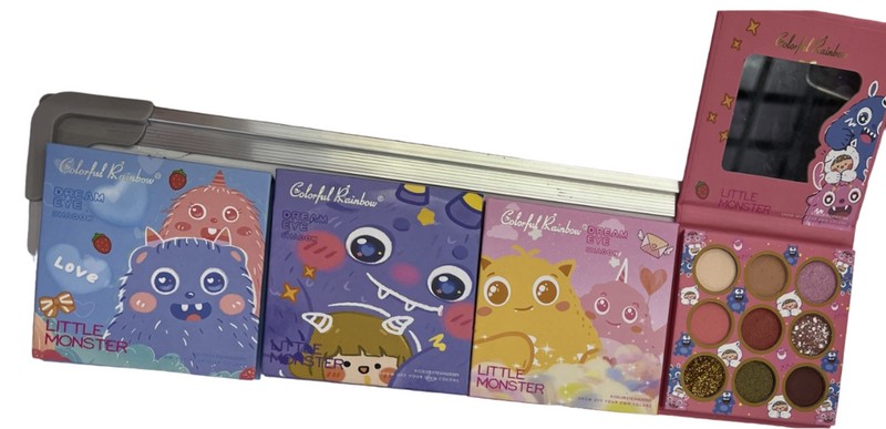 Косметика арт. 2776/7/8/9 (576шт/12) палетка, мікс 4 види короб. 10*13см (шт.)