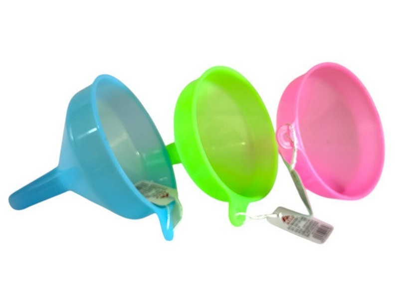 Лійка велика пластик прозора 13см. 20шт в упаковці №DJN-3 (240) (шт.)