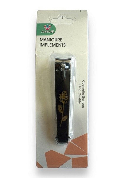 МАНІКЮРНІ НАБОРИ, ДЗЕРКАЛА, ГРЕБІНЦІ