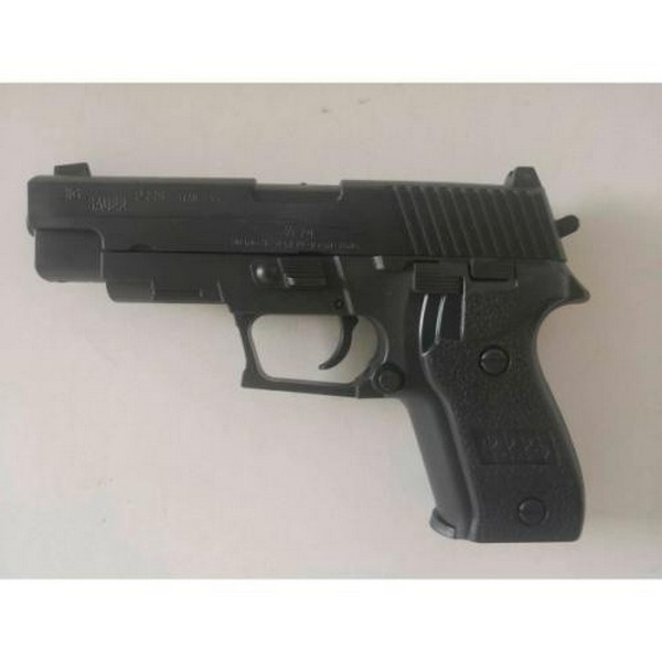 Пістолет 226 (144шт) 17см, пластикові кулі, у пакеті, 15-21-3см (шт.)