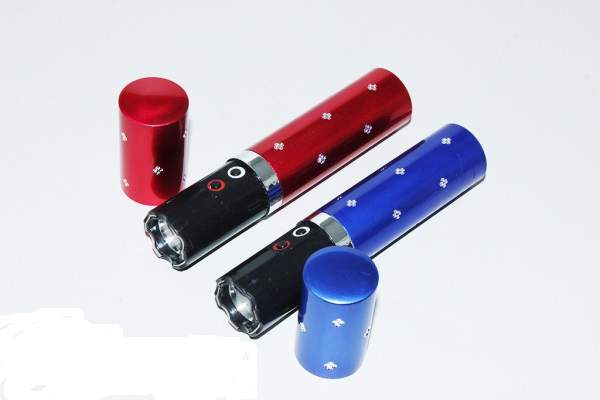 Ліхтарик ручний з відлякувачем BL 1202 (120) 4103 (шт.)