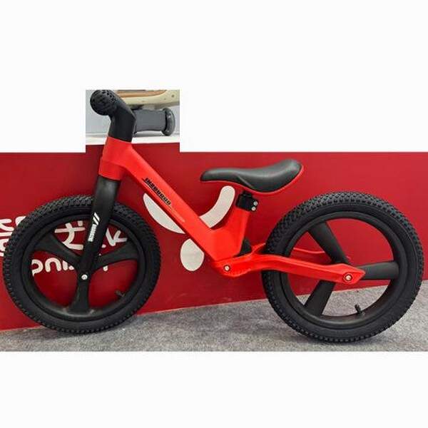 Біговел дитячий 12 д. MBB 1046-12-3 (1шт) червоний мат (шт.)