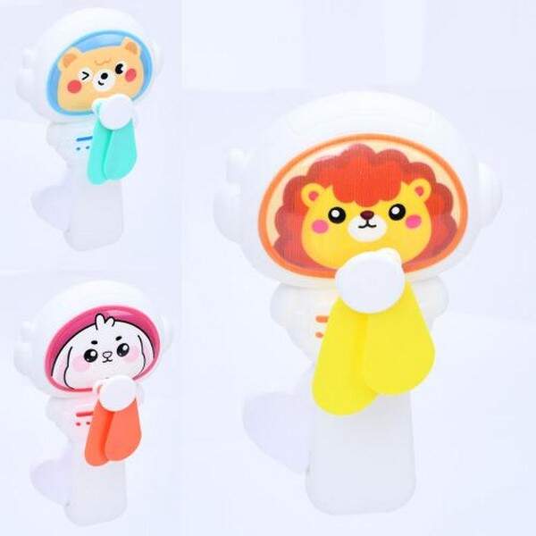 Вентилятор MK 5306 (240шт) механічний, 14см, космонавт(тварина), 3 види, в пакеті, 8-14-4см (шт.)