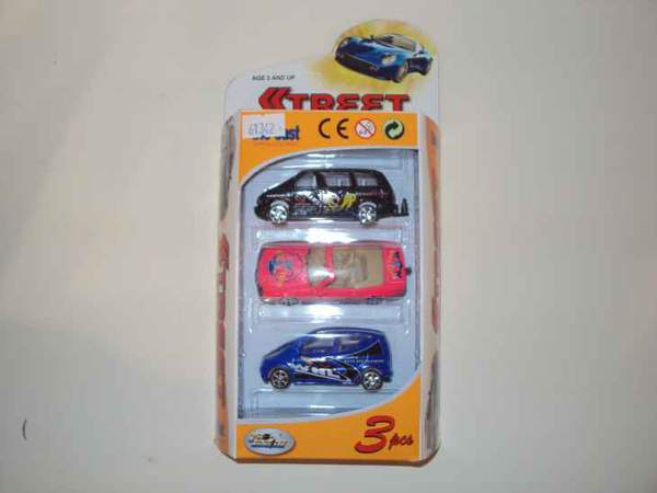 HU Набір машинок PT 2007 (96шт) метал, 3машинки, 7,5см, 6видів, у кор-ці, 12-23-4см (шт.)